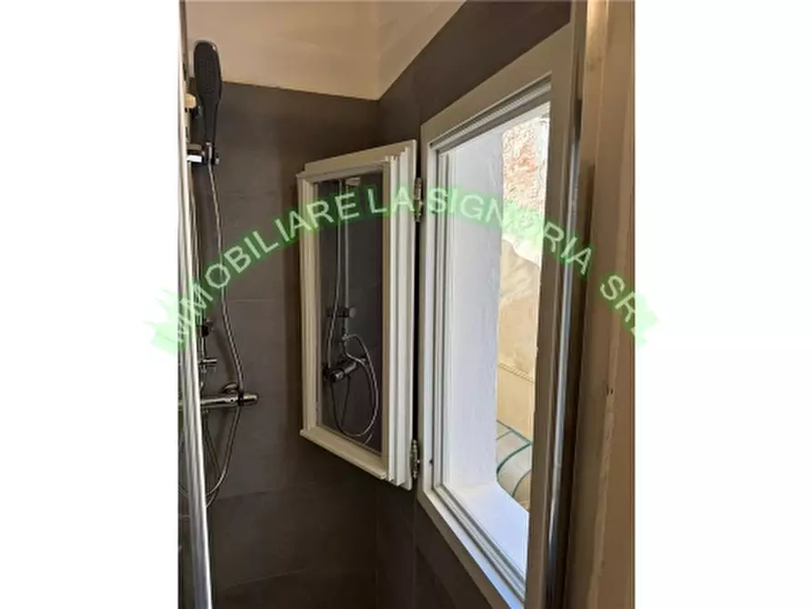 Immagine 16 di Appartamento in affitto  a Firenze