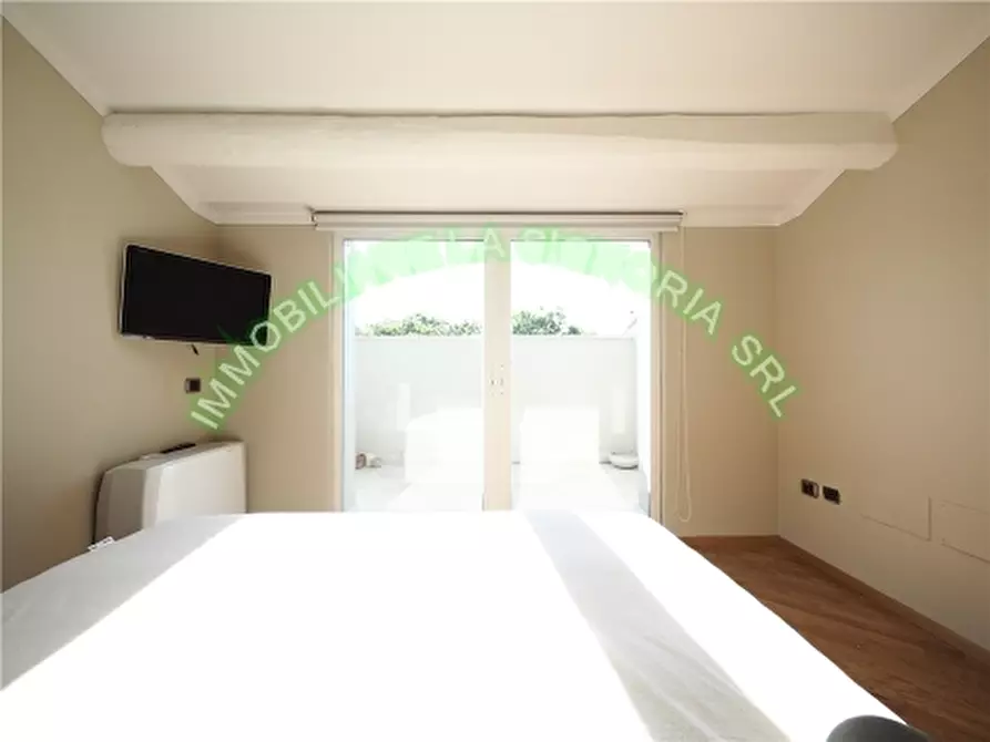 Immagine 14 di Appartamento in affitto  a Firenze