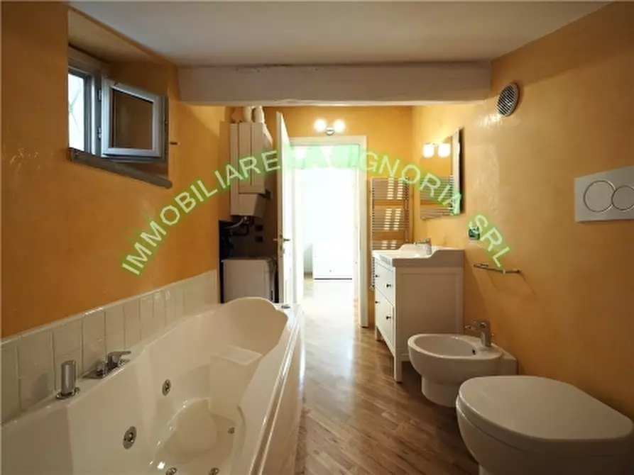 Immagine 20 di Appartamento in affitto  a Firenze