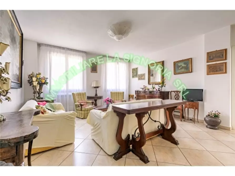 Immagine 2 di Appartamento in vendita  a Empoli