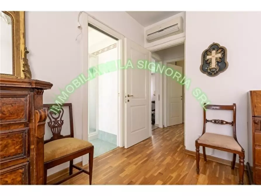 Immagine 16 di Appartamento in vendita  a Empoli