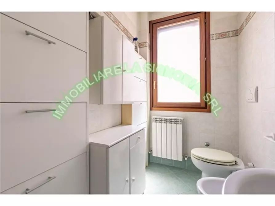 Immagine 19 di Appartamento in vendita  a Empoli