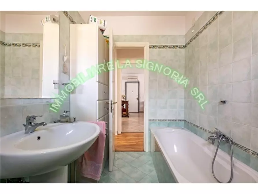 Immagine 23 di Appartamento in vendita  a Empoli