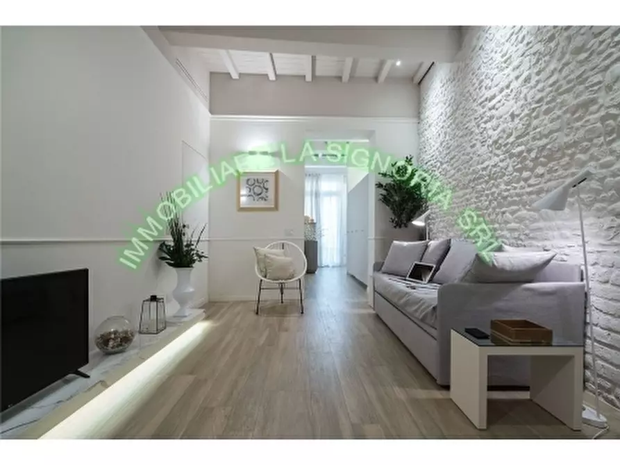 Immagine 2 di Appartamento in affitto  a Firenze