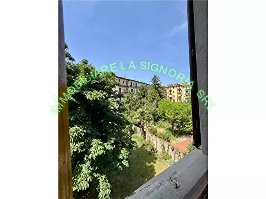Immagine 19 di Appartamento in vendita  a Firenze
