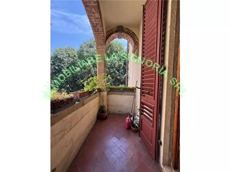 Immagine 27 di Appartamento in vendita  a Firenze