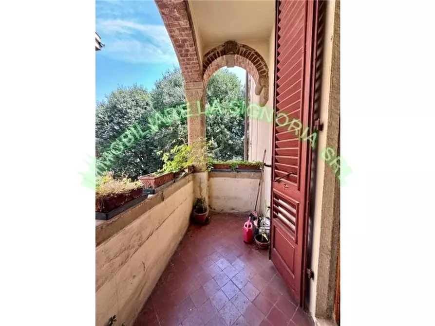 Immagine 28 di Appartamento in vendita  a Firenze