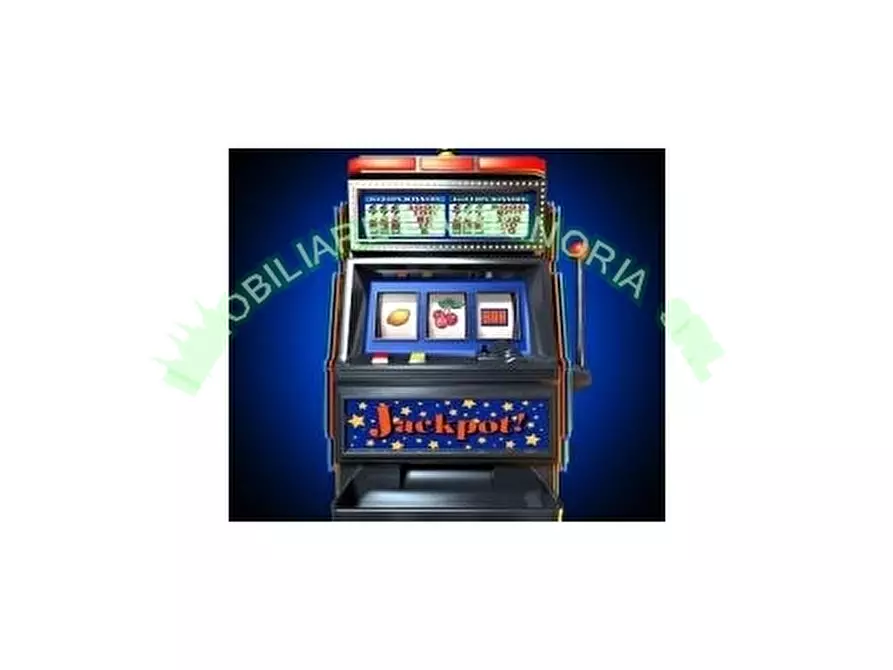 Immagine 8 di Negozio in vendita  a Firenze