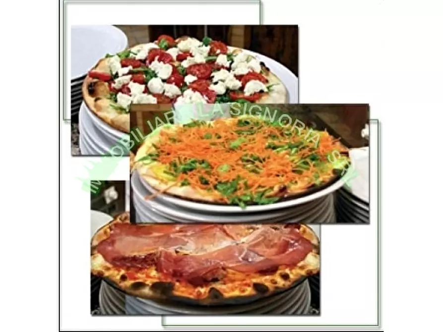 Immagine 10 di Negozio in vendita  a Scandicci