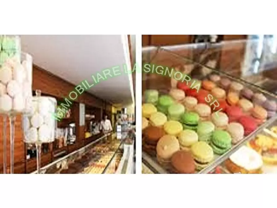 Immagine 15 di Negozio in vendita  a Firenze