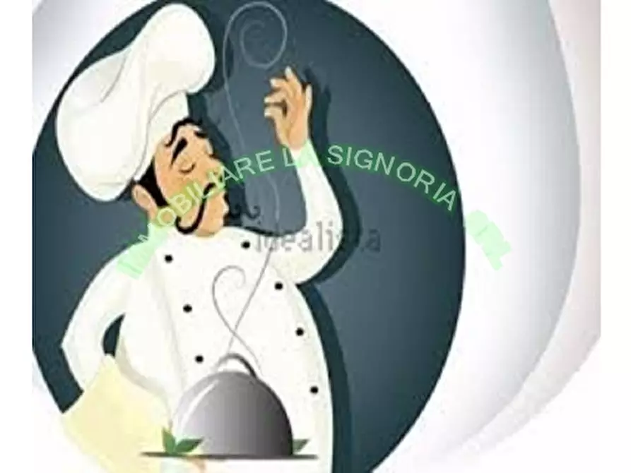 Immagine 4 di Negozio in vendita  a Firenze