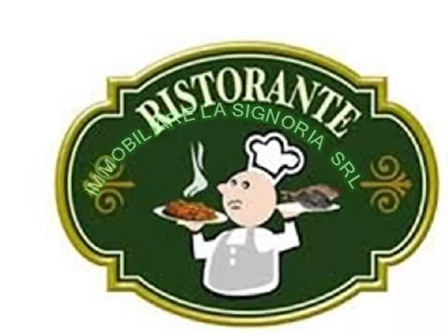 Immagine 8 di Negozio in vendita  a Firenze