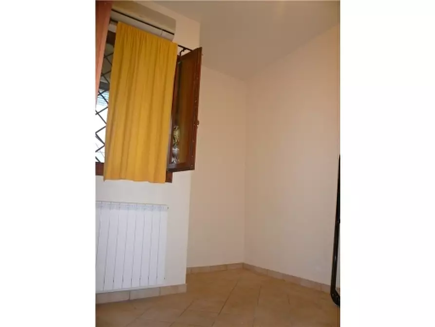 Immagine 19 di Appartamento in affitto  a Firenze