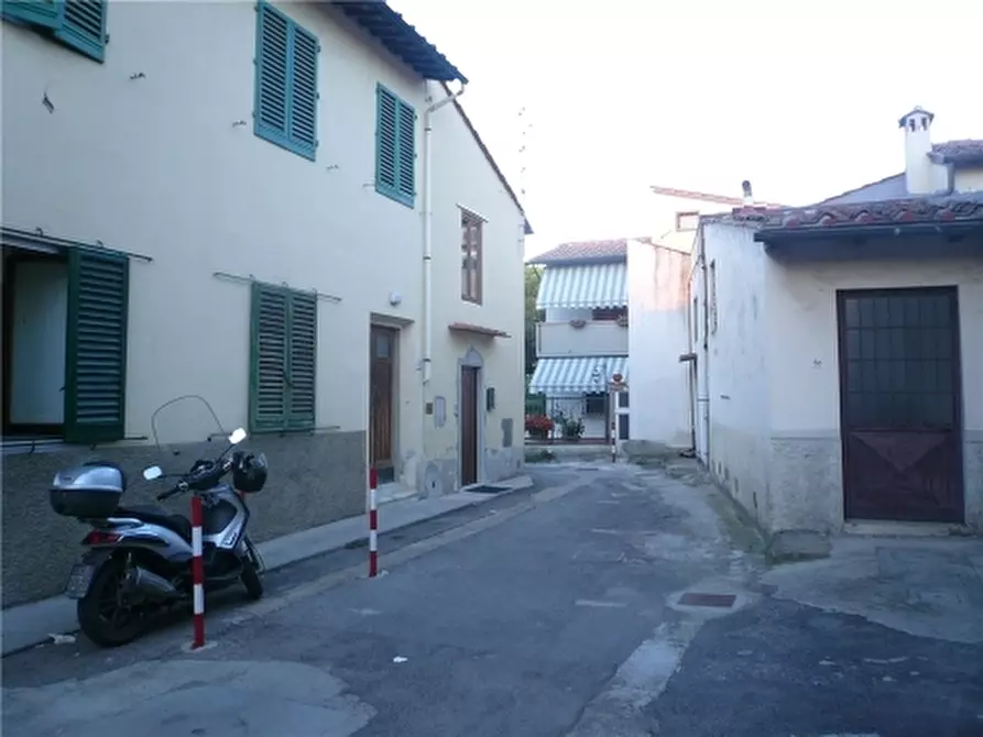 Immagine 29 di Appartamento in affitto  a Firenze
