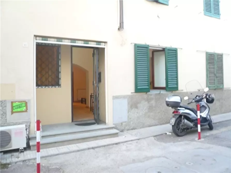 Immagine 30 di Appartamento in affitto  a Firenze