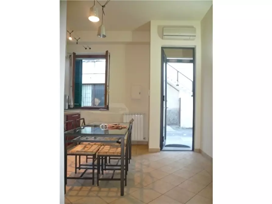 Immagine 60 di Appartamento in affitto  a Firenze