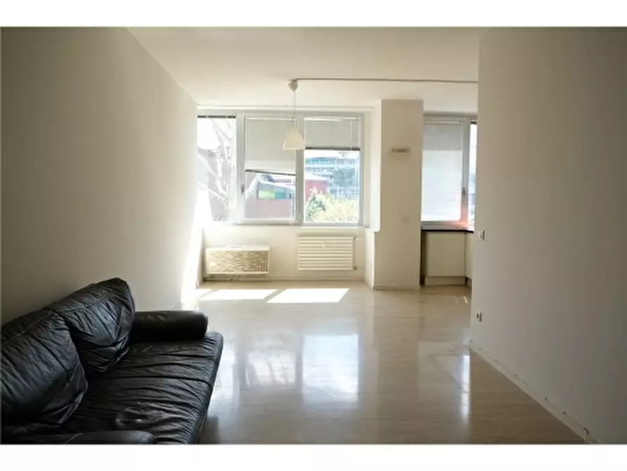 Immagine 2 di Appartamento in vendita  a Firenze