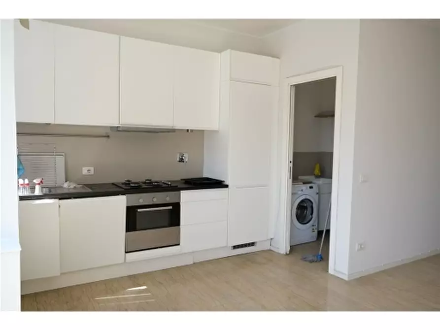Immagine 5 di Appartamento in vendita  a Firenze