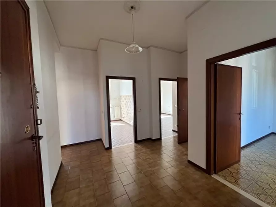 Immagine 3 di Appartamento in vendita  a Scandicci