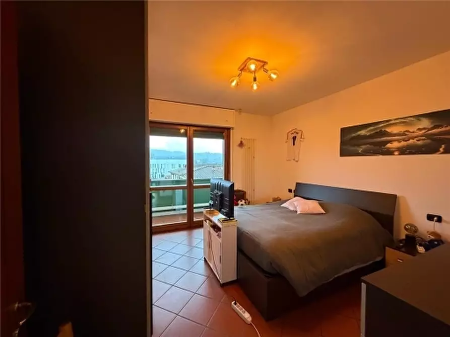 Immagine 11 di Appartamento in affitto  a Scandicci