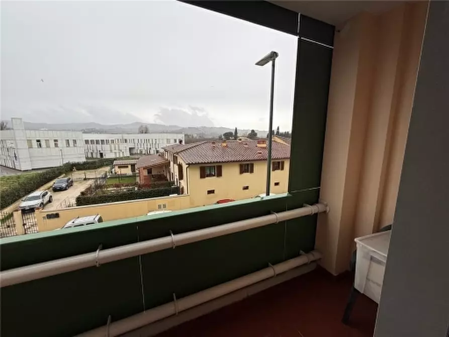 Immagine 15 di Appartamento in affitto  a Scandicci