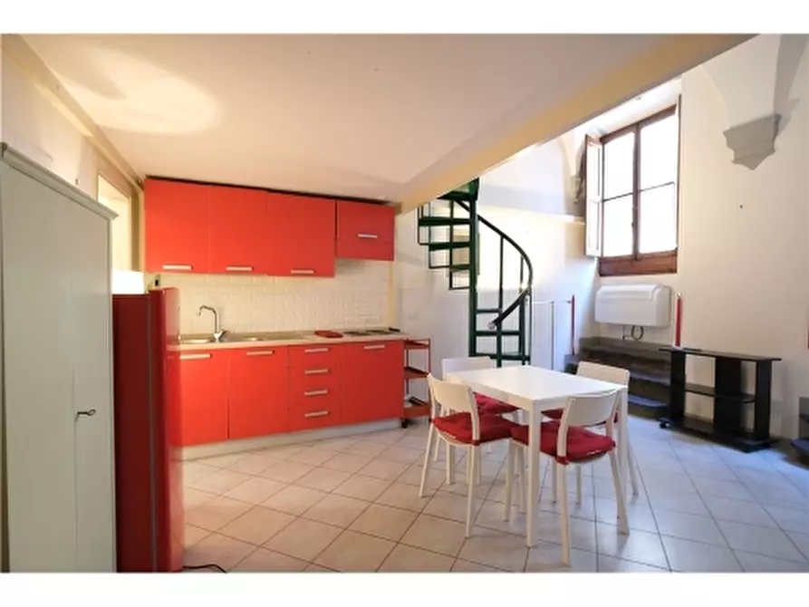 Immagine 2 di Appartamento in affitto  a Firenze