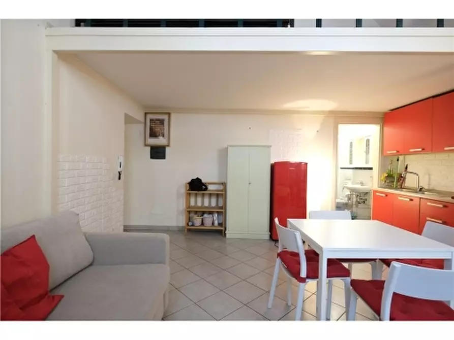 Immagine 5 di Appartamento in affitto  a Firenze