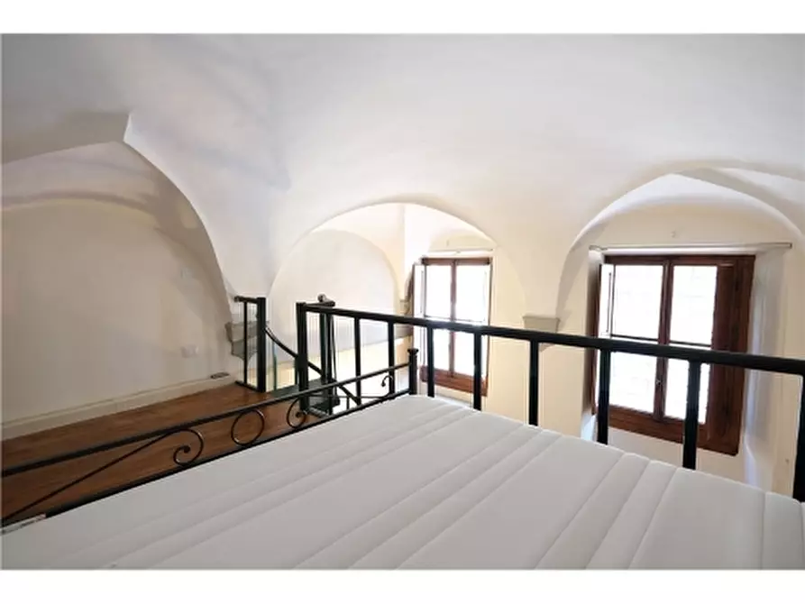 Immagine 23 di Appartamento in affitto  a Firenze