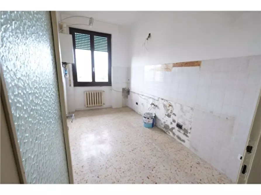 Immagine 16 di Appartamento in vendita  a Scandicci