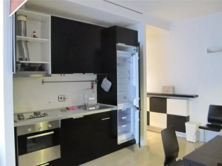 Immagine 8 di Appartamento in vendita  a Firenze
