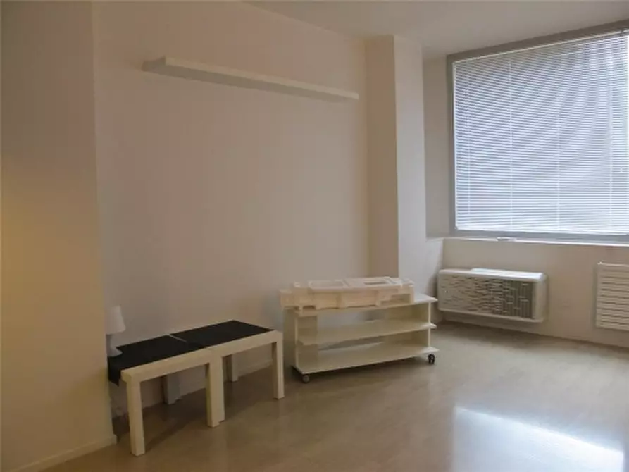 Immagine 12 di Appartamento in vendita  a Firenze