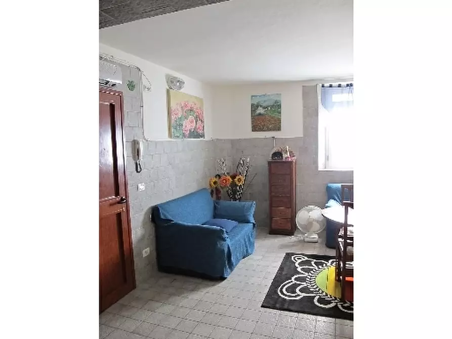 Immagine 2 di Appartamento in affitto  a Firenze