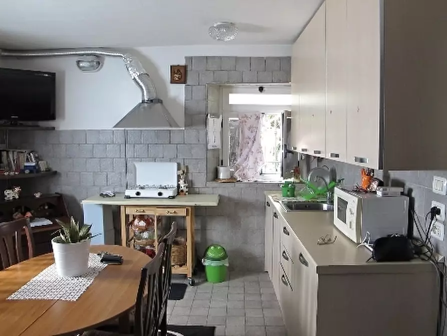 Immagine 3 di Appartamento in affitto  a Firenze
