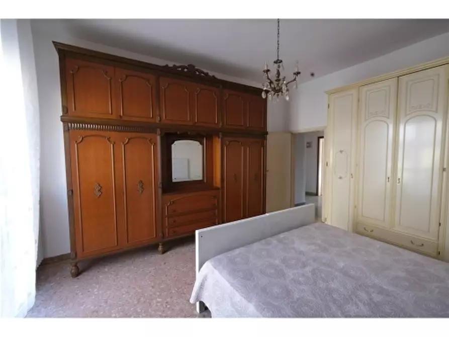 Immagine 14 di Appartamento in affitto  a Scandicci