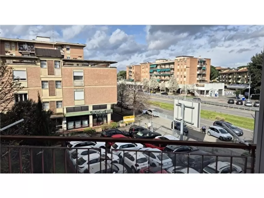 Immagine 2 di Appartamento in affitto  a Firenze