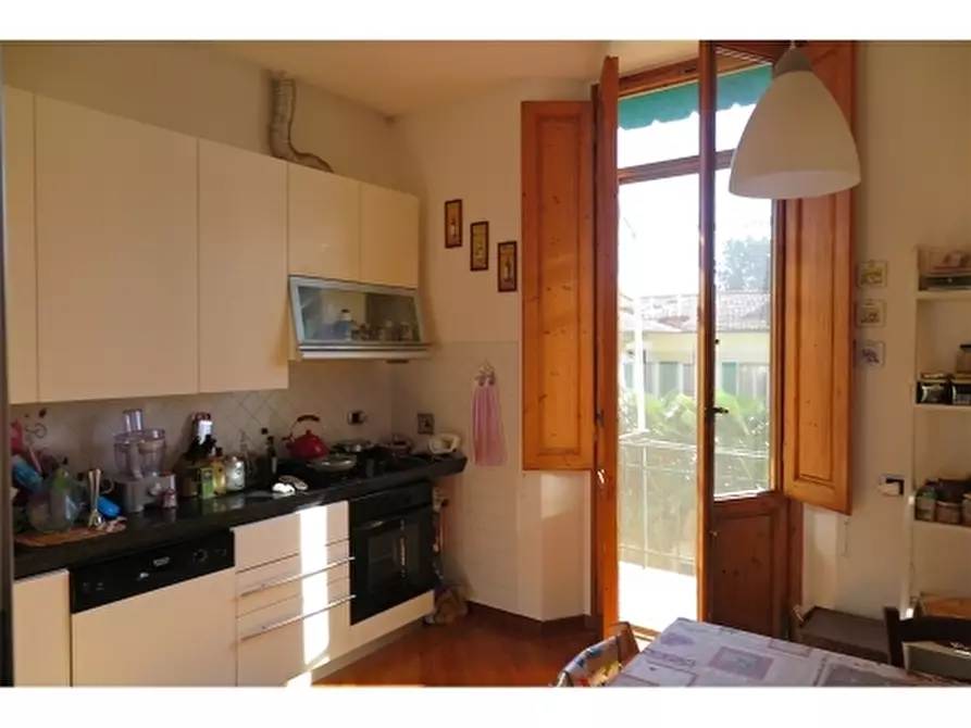 Immagine 16 di Appartamento in affitto  a Firenze