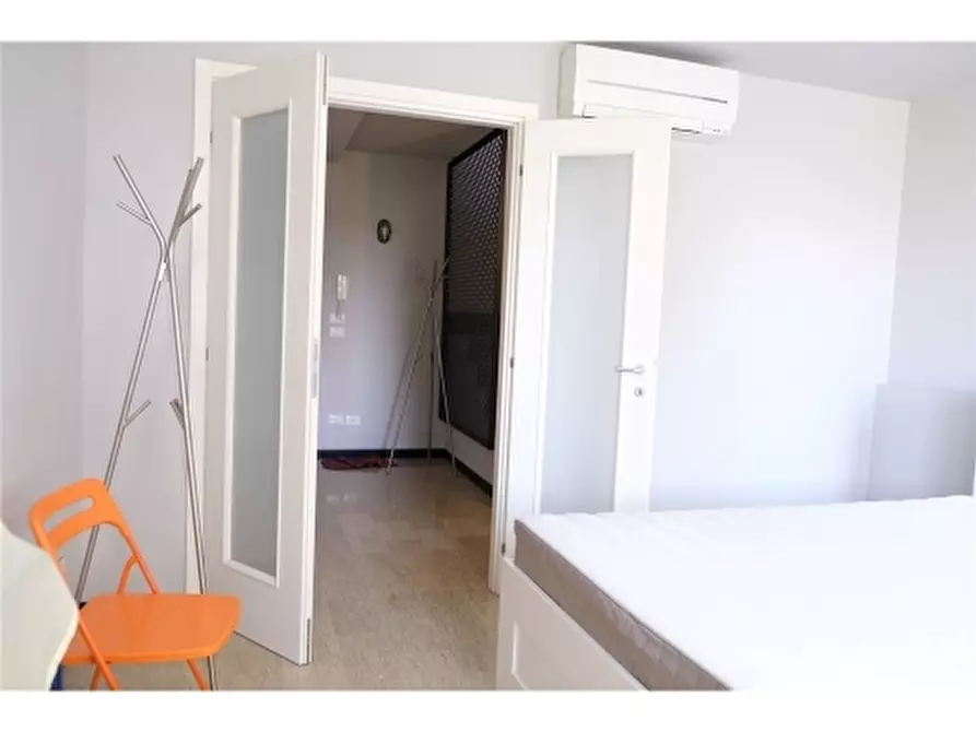 Immagine 11 di Appartamento in vendita  a Firenze
