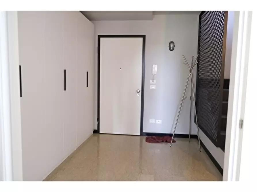 Immagine 12 di Appartamento in vendita  a Firenze