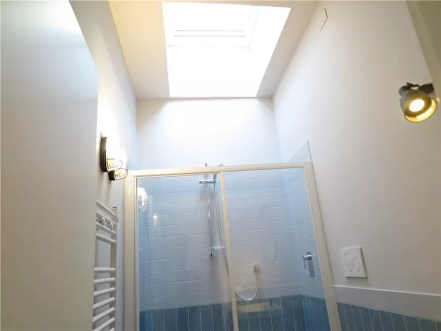 Immagine 22 di Appartamento in vendita  a Firenze