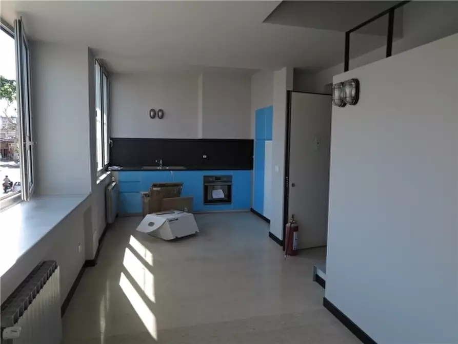 Immagine 1 di Appartamento in vendita  a Firenze