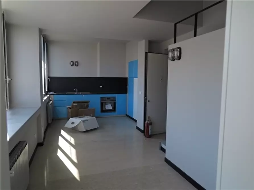 Immagine 2 di Appartamento in vendita  a Firenze