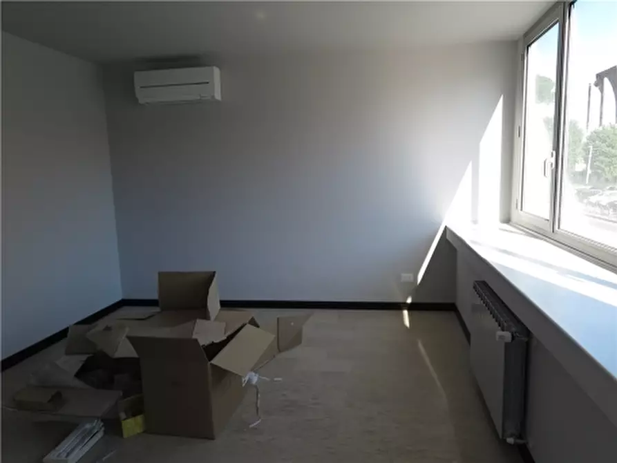 Immagine 6 di Appartamento in vendita  a Firenze