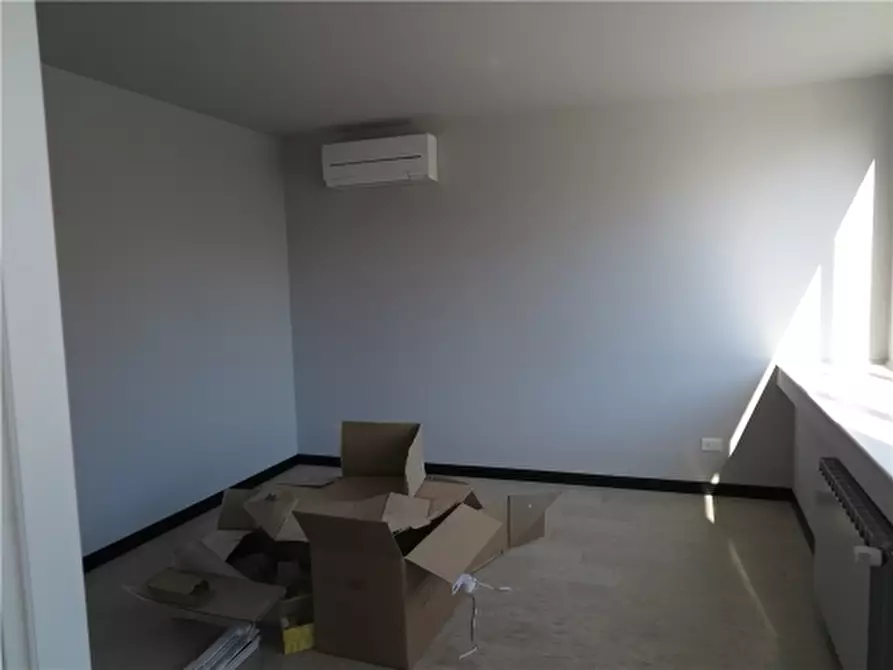 Immagine 8 di Appartamento in vendita  a Firenze