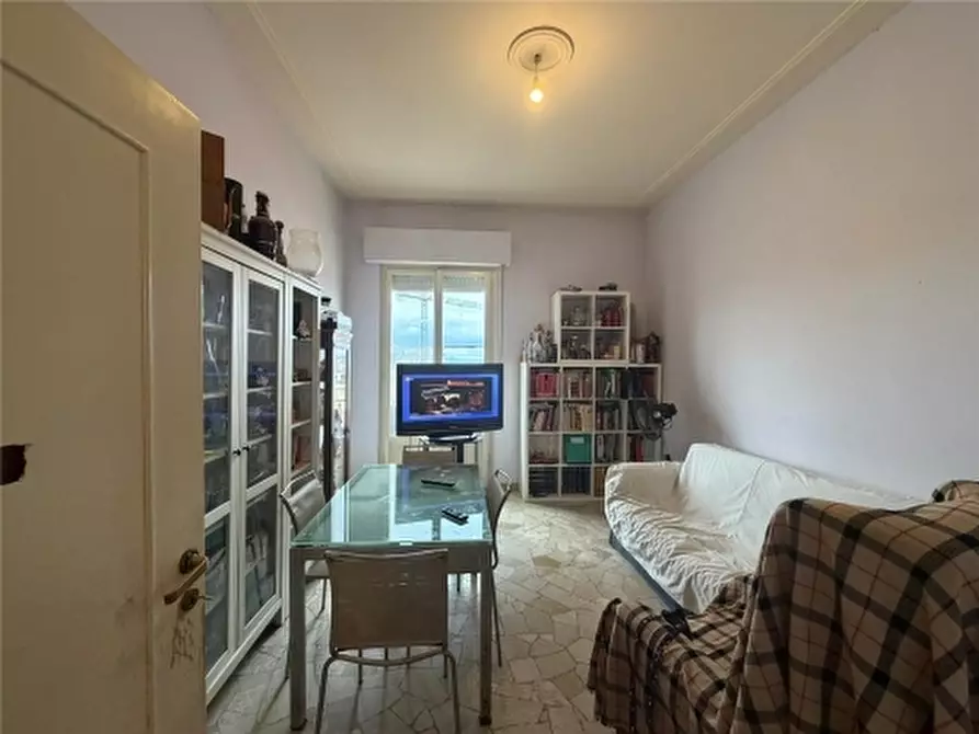 Immagine 1 di Appartamento in vendita  a Firenze