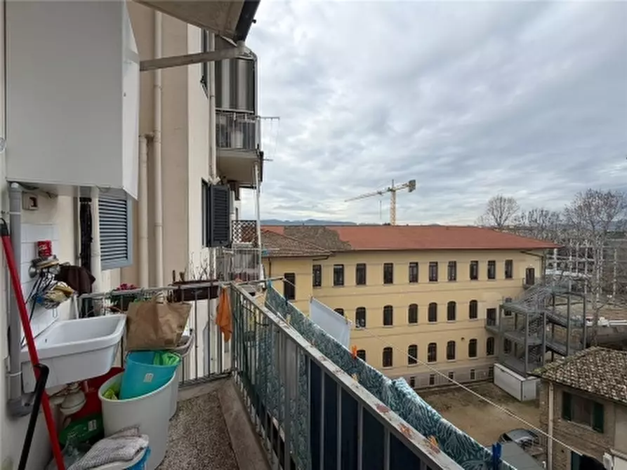 Immagine 10 di Appartamento in vendita  a Firenze