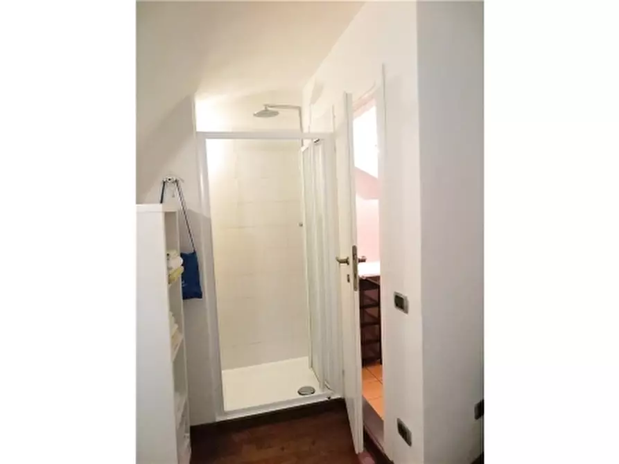 Immagine 11 di Appartamento in affitto  a Firenze