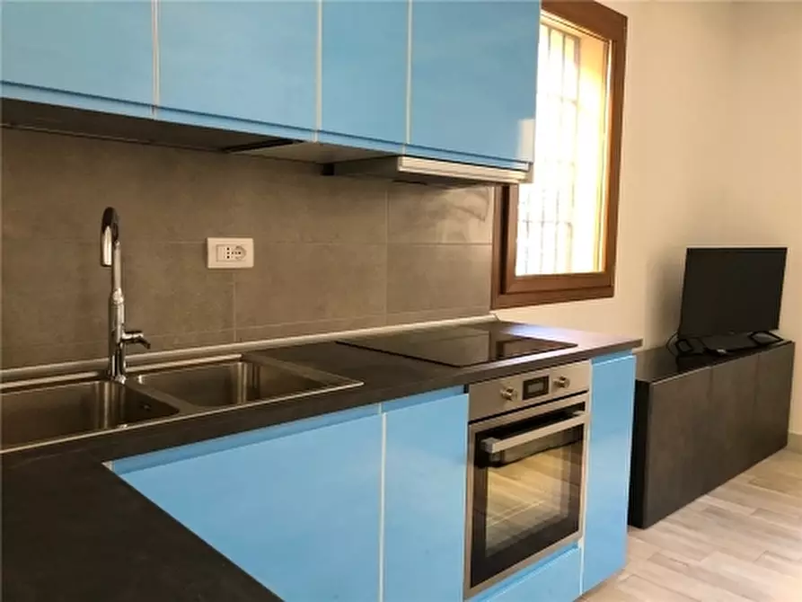 Immagine 6 di Appartamento in affitto  a Scandicci