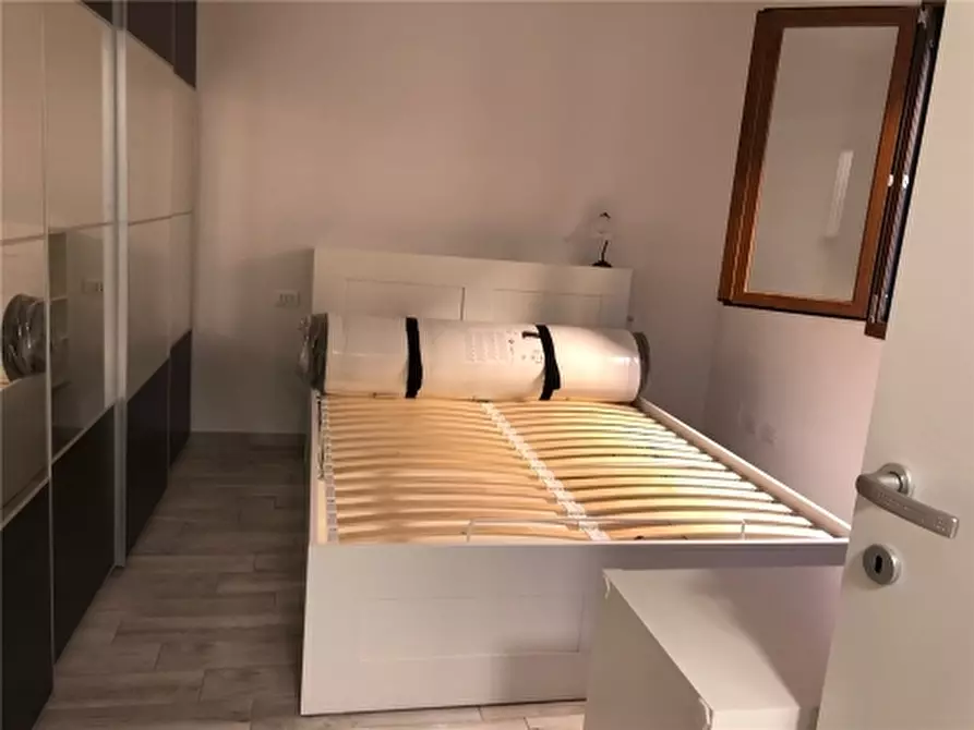 Immagine 14 di Appartamento in affitto  a Scandicci