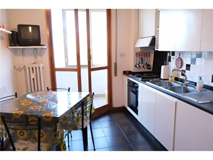 Immagine 16 di Appartamento in affitto  a Firenze