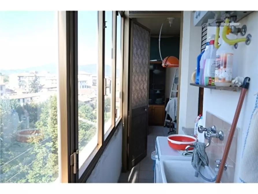 Immagine 17 di Appartamento in affitto  a Firenze